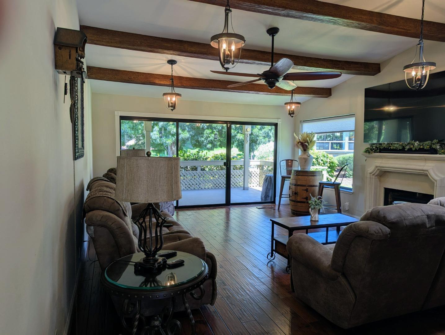 Detail Gallery Image 8 of 67 For 8442 Chenin Blanc Ln, San Jose,  CA 95135 - 2 Beds | 2 Baths