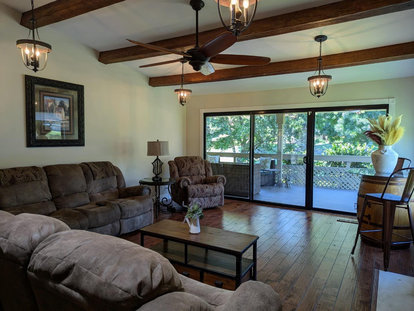 Detail Gallery Image 9 of 67 For 8442 Chenin Blanc Ln, San Jose,  CA 95135 - 2 Beds | 2 Baths