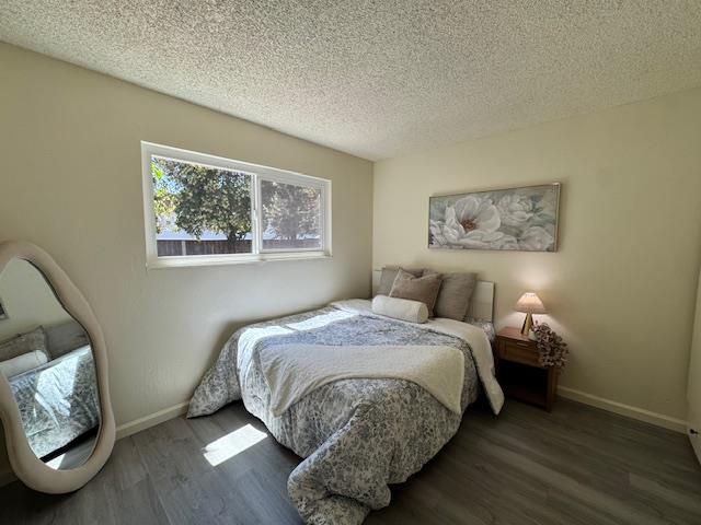 Detail Gallery Image 8 of 9 For 1941 Grosvenor Dr, San Jose,  CA 95132 - 3 Beds | 2 Baths