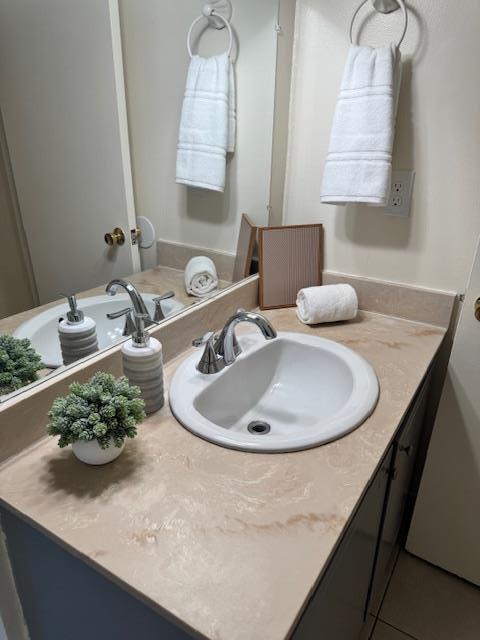 Detail Gallery Image 9 of 9 For 1941 Grosvenor Dr, San Jose,  CA 95132 - 3 Beds | 2 Baths