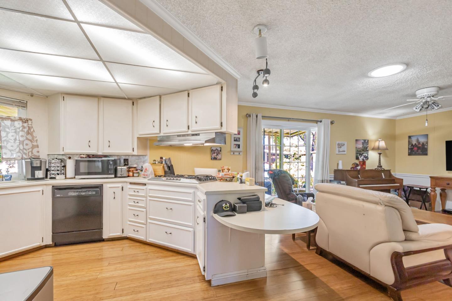 Detail Gallery Image 15 of 39 For 4271 N 1st St #105,  San Jose,  CA 95134 - 2 Beds | 2 Baths