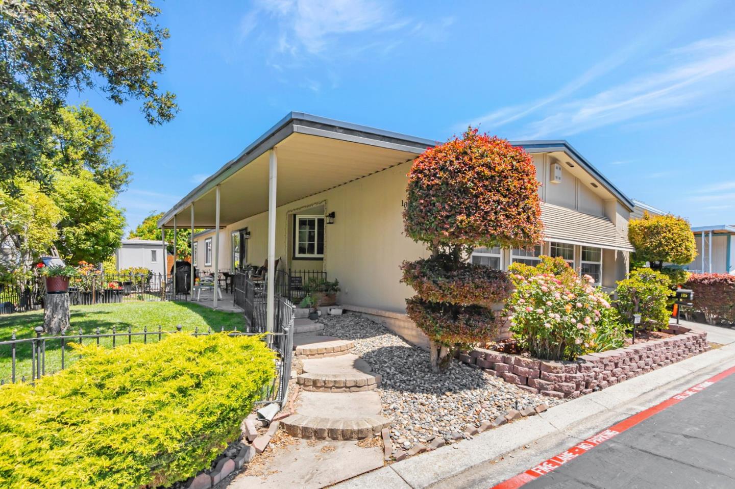 Detail Gallery Image 3 of 39 For 4271 N 1st St #105,  San Jose,  CA 95134 - 2 Beds | 2 Baths