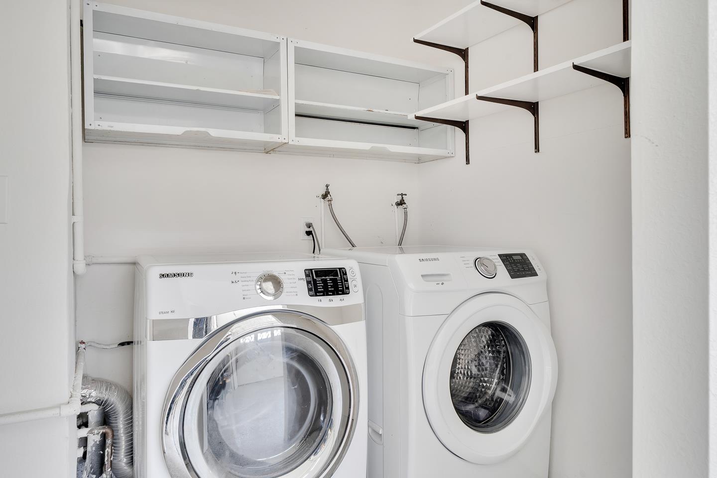 Detail Gallery Image 33 of 37 For 1598 Benton St, Sunnyvale,  CA 94087 - 3 Beds | 2 Baths
