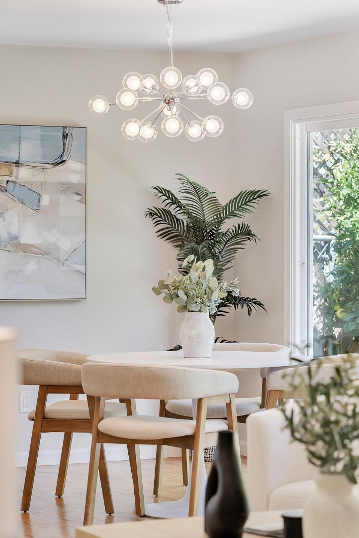 Detail Gallery Image 9 of 37 For 1598 Benton St, Sunnyvale,  CA 94087 - 3 Beds | 2 Baths