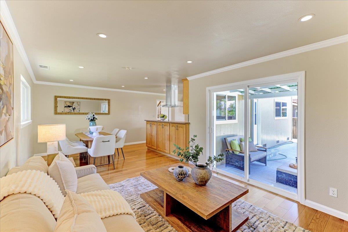 Detail Gallery Image 17 of 51 For 3139 Laneview Dr, San Jose,  CA 95132 - 5 Beds | 2/1 Baths