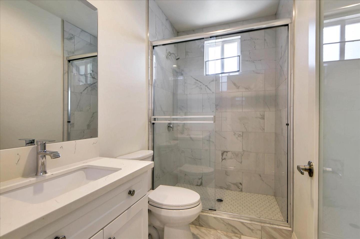 Detail Gallery Image 14 of 21 For 2202 Camden Ave, Los Angeles,  CA 90064 - 2 Beds | 2 Baths