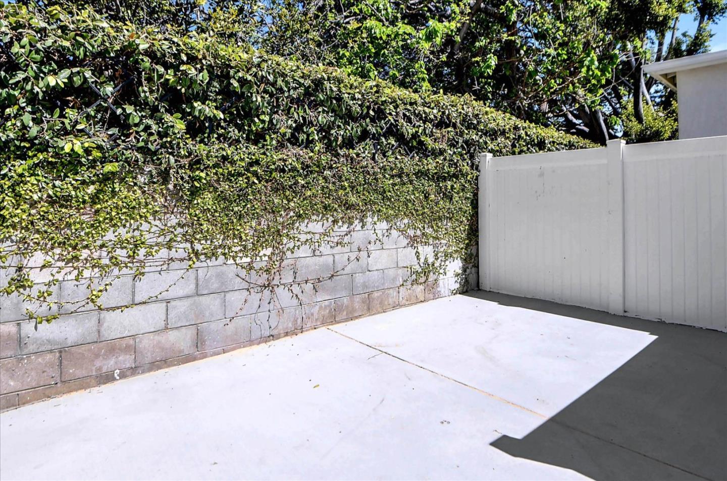 Detail Gallery Image 20 of 21 For 2202 Camden Ave, Los Angeles,  CA 90064 - 2 Beds | 2 Baths