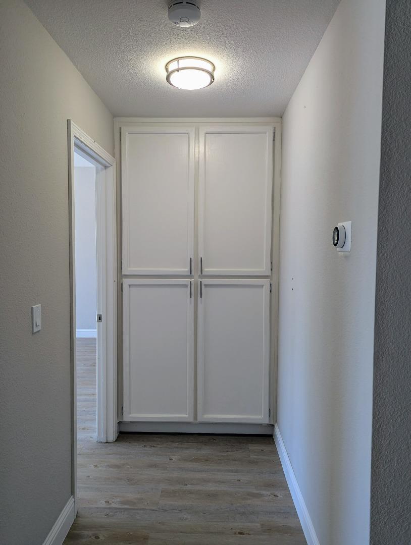 Detail Gallery Image 13 of 42 For 3331 Lake Albano Cir, San Jose,  CA 95135 - 2 Beds | 2/1 Baths