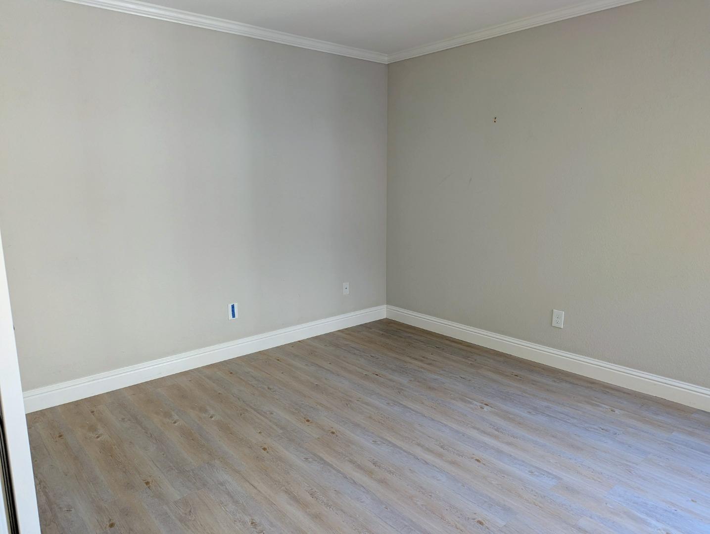 Detail Gallery Image 25 of 42 For 3331 Lake Albano Cir, San Jose,  CA 95135 - 2 Beds | 2/1 Baths