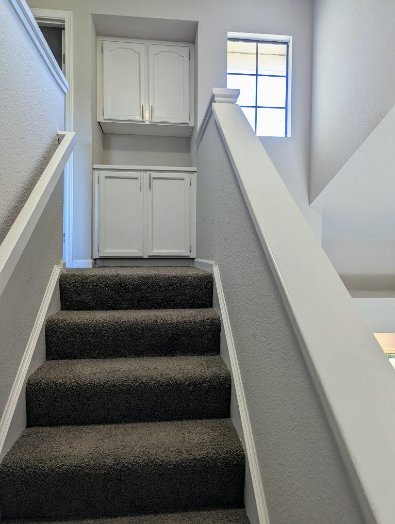 Detail Gallery Image 29 of 42 For 3331 Lake Albano Cir, San Jose,  CA 95135 - 2 Beds | 2/1 Baths