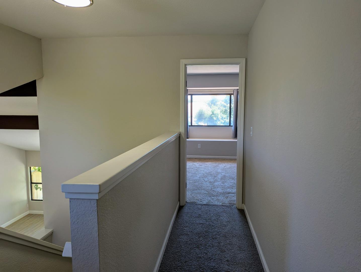 Detail Gallery Image 31 of 42 For 3331 Lake Albano Cir, San Jose,  CA 95135 - 2 Beds | 2/1 Baths