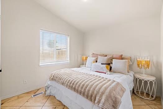 Detail Gallery Image 17 of 33 For 425 Alcalde Ave, Monterey,  CA 93940 - 3 Beds | 2 Baths