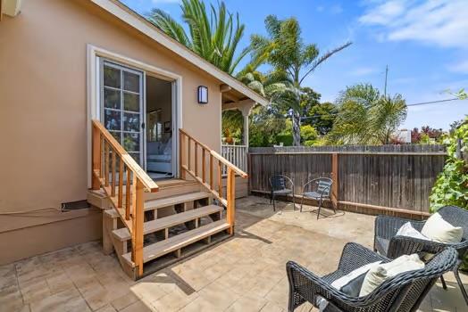 Detail Gallery Image 27 of 33 For 425 Alcalde Ave, Monterey,  CA 93940 - 3 Beds | 2 Baths