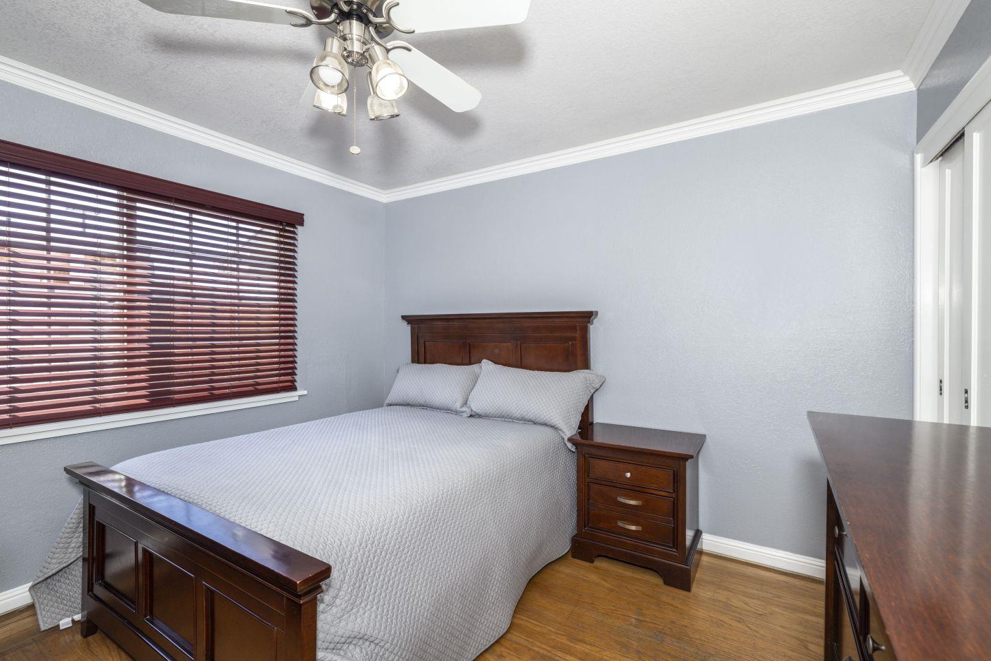 Detail Gallery Image 6 of 14 For 27906 Thackeray Ave, Hayward,  CA 94544 - 3 Beds | 2 Baths