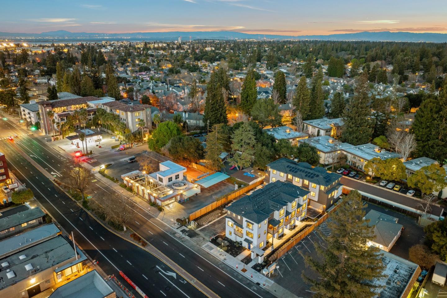 Detail Gallery Image 36 of 37 For 955 Woodside Rd, Redwood City,  CA 94061 - 4 Beds | 2/1 Baths