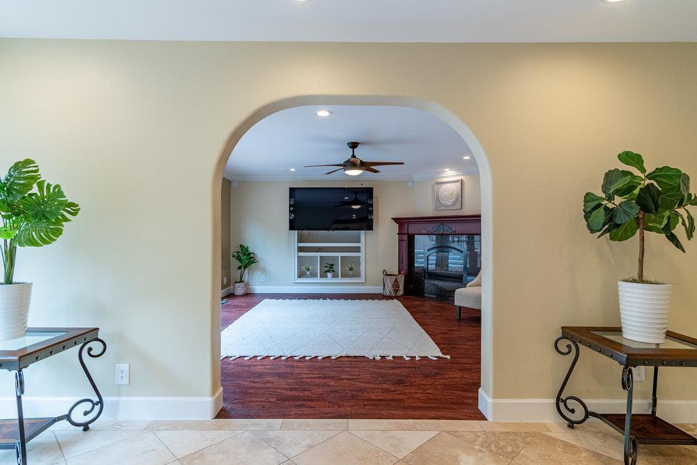 Detail Gallery Image 27 of 69 For 6020 Sherry Lee Ln, Salinas,  CA 93907 - 3 Beds | 2/1 Baths