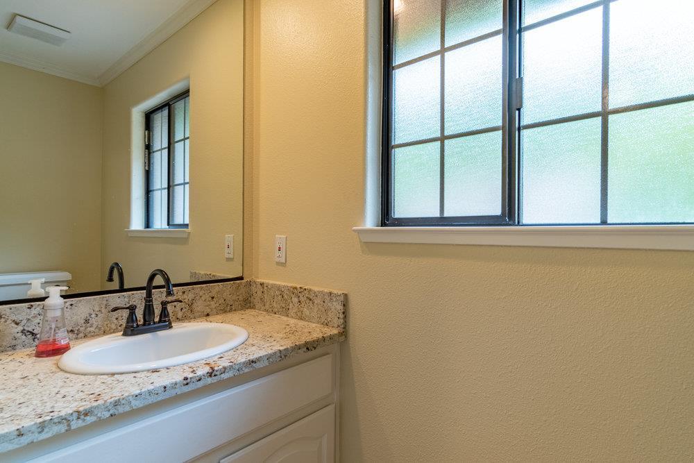 Detail Gallery Image 37 of 69 For 6020 Sherry Lee Ln, Salinas,  CA 93907 - 3 Beds | 2/1 Baths