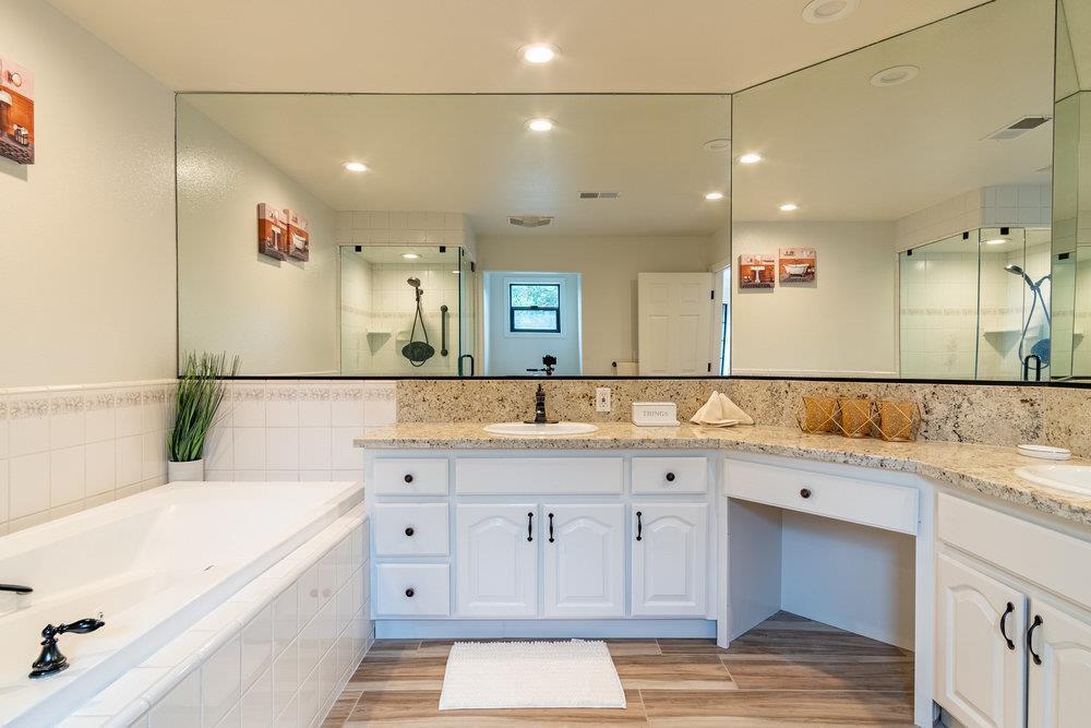 Detail Gallery Image 50 of 69 For 6020 Sherry Lee Ln, Salinas,  CA 93907 - 3 Beds | 2/1 Baths