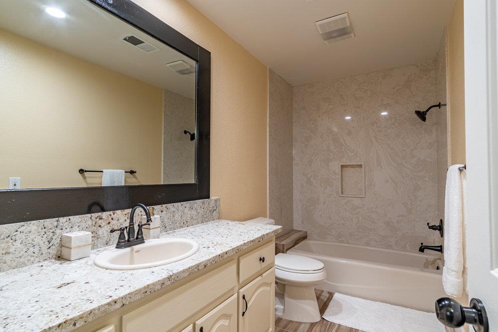 Detail Gallery Image 57 of 69 For 6020 Sherry Lee Ln, Salinas,  CA 93907 - 3 Beds | 2/1 Baths