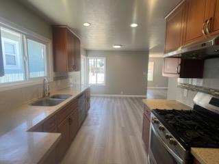 Detail Gallery Image 5 of 16 For 1607 53rd Ave, Oakland,  CA 94601 - 2 Beds | 1 Baths