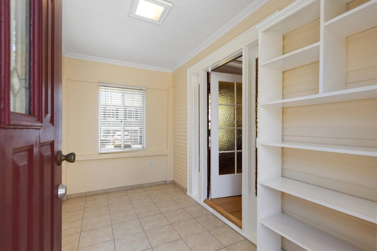 Detail Gallery Image 15 of 55 For 840 Linden Ave, Burlingame,  CA 94010 - 4 Beds | 3 Baths