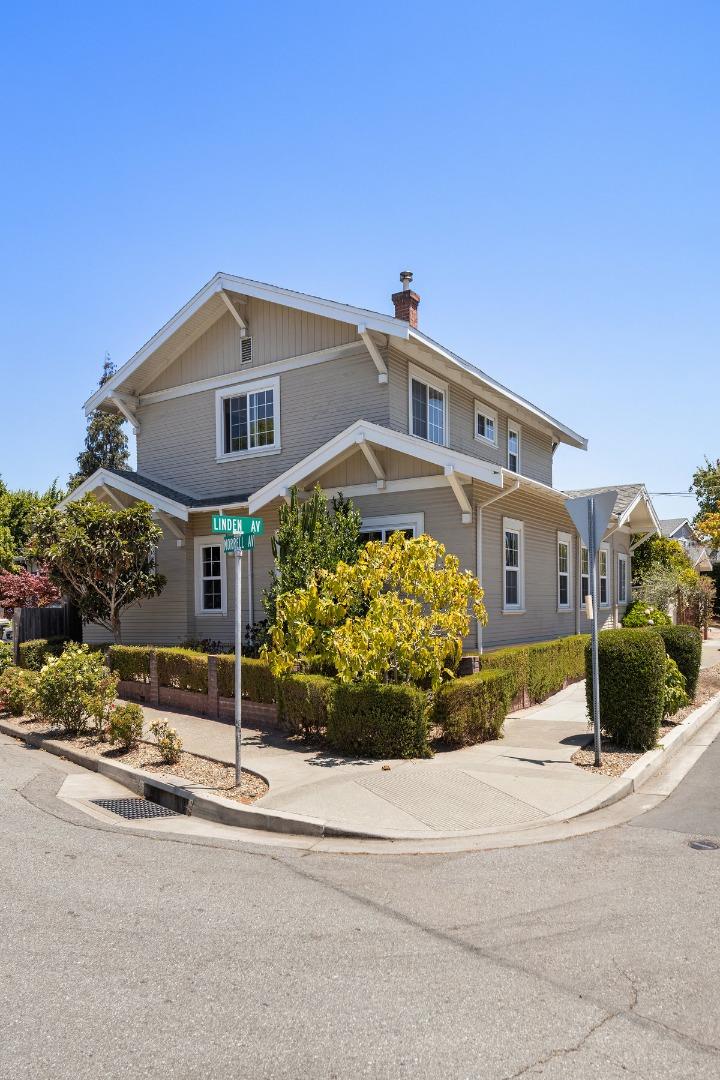 Detail Gallery Image 4 of 55 For 840 Linden Ave, Burlingame,  CA 94010 - 4 Beds | 3 Baths