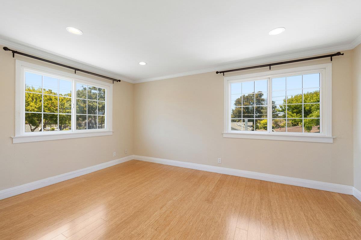 Detail Gallery Image 42 of 55 For 840 Linden Ave, Burlingame,  CA 94010 - 4 Beds | 3 Baths