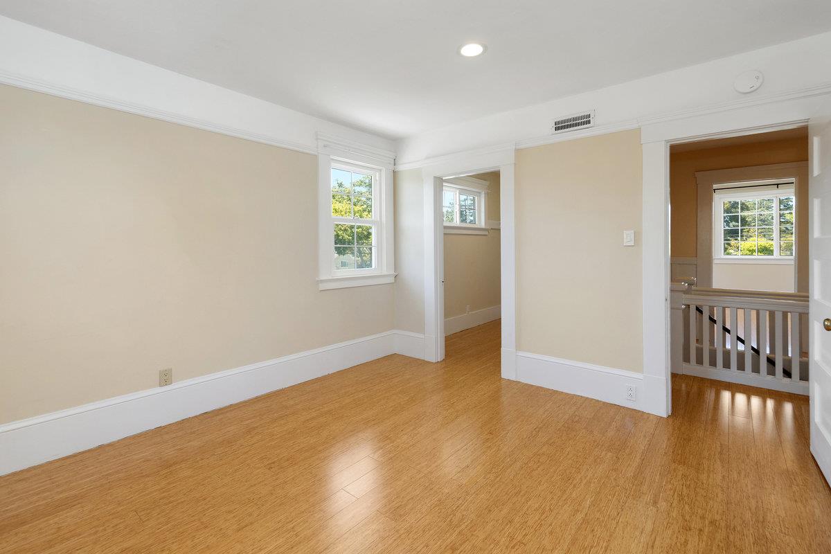Detail Gallery Image 50 of 55 For 840 Linden Ave, Burlingame,  CA 94010 - 4 Beds | 3 Baths