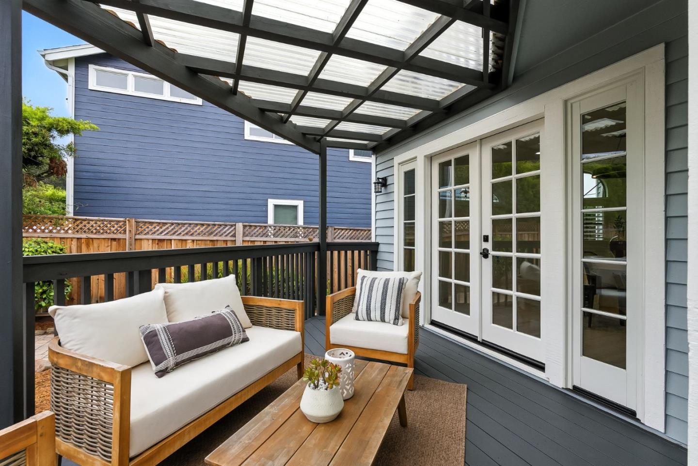 Detail Gallery Image 21 of 55 For 71 Alameda Ave, Half Moon Bay,  CA 94019 - 3 Beds | 3 Baths