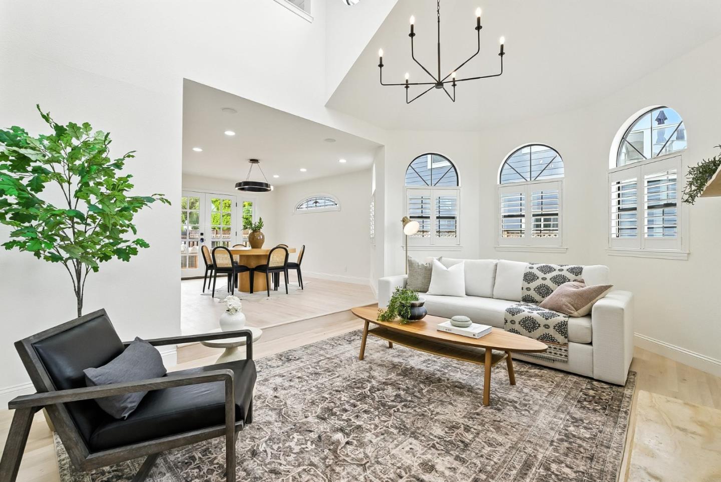 Detail Gallery Image 3 of 55 For 71 Alameda Ave, Half Moon Bay,  CA 94019 - 3 Beds | 3 Baths