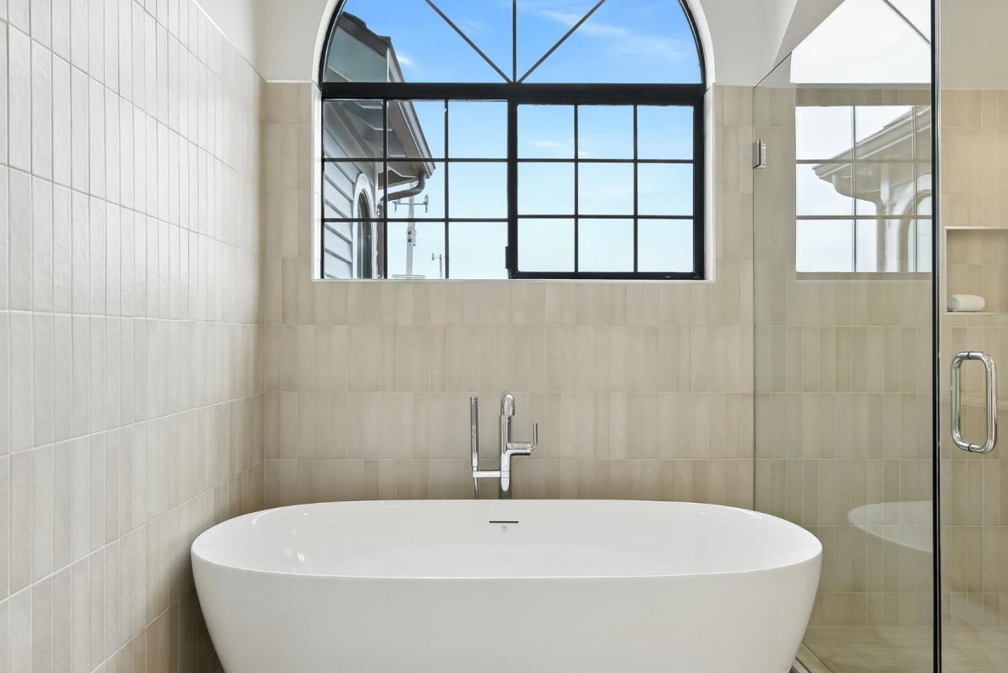 Detail Gallery Image 39 of 55 For 71 Alameda Ave, Half Moon Bay,  CA 94019 - 3 Beds | 3 Baths