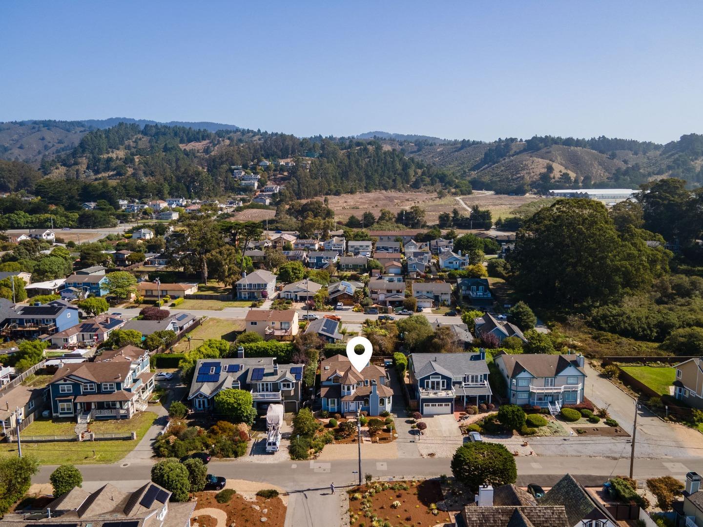 Detail Gallery Image 59 of 61 For 71 Alameda Ave, Half Moon Bay,  CA 94019 - 3 Beds | 3 Baths