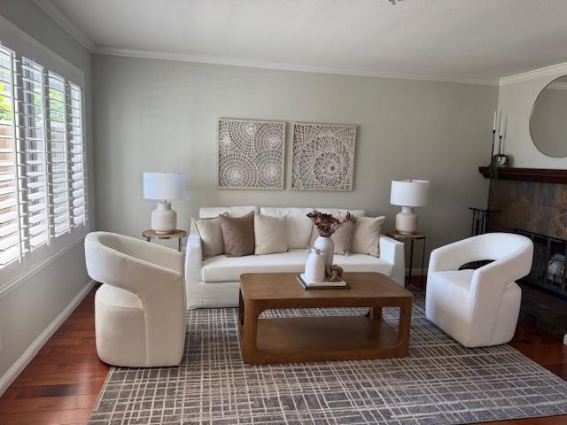 Detail Gallery Image 5 of 14 For 2307 Vista Del Mar, San Mateo,  CA 94404 - 2 Beds | 2 Baths