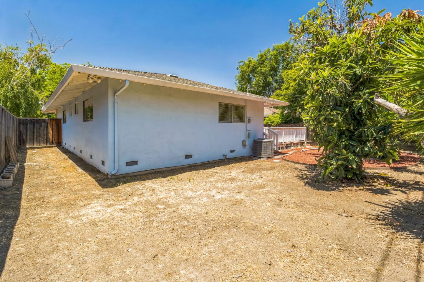 Detail Gallery Image 33 of 34 For 5726 San Lorenzo Dr, San Jose,  CA 95123 - 4 Beds | 2 Baths