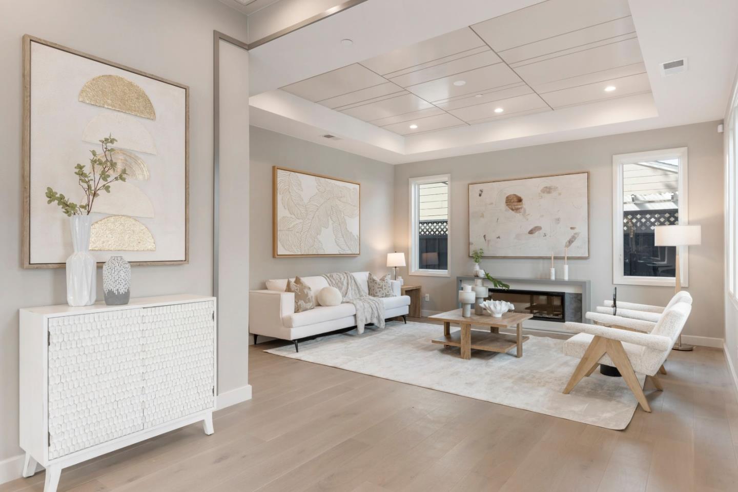 Detail Gallery Image 3 of 24 For 1004 Iris St, Redwood City,  CA 94061 - 5 Beds | 4 Baths