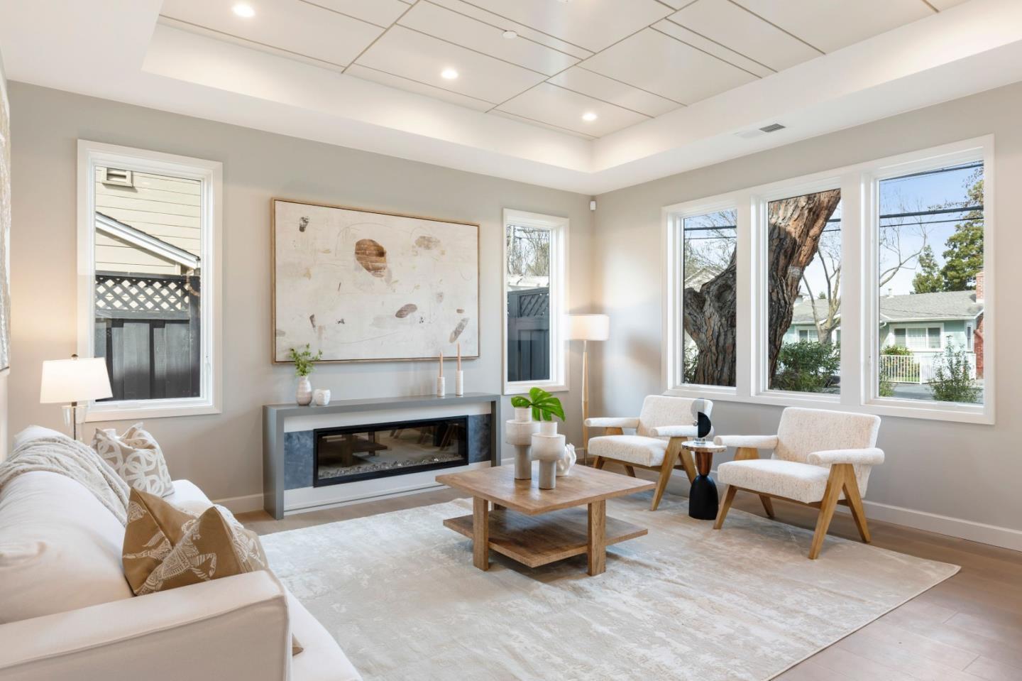 Detail Gallery Image 5 of 24 For 1004 Iris St, Redwood City,  CA 94061 - 5 Beds | 4 Baths