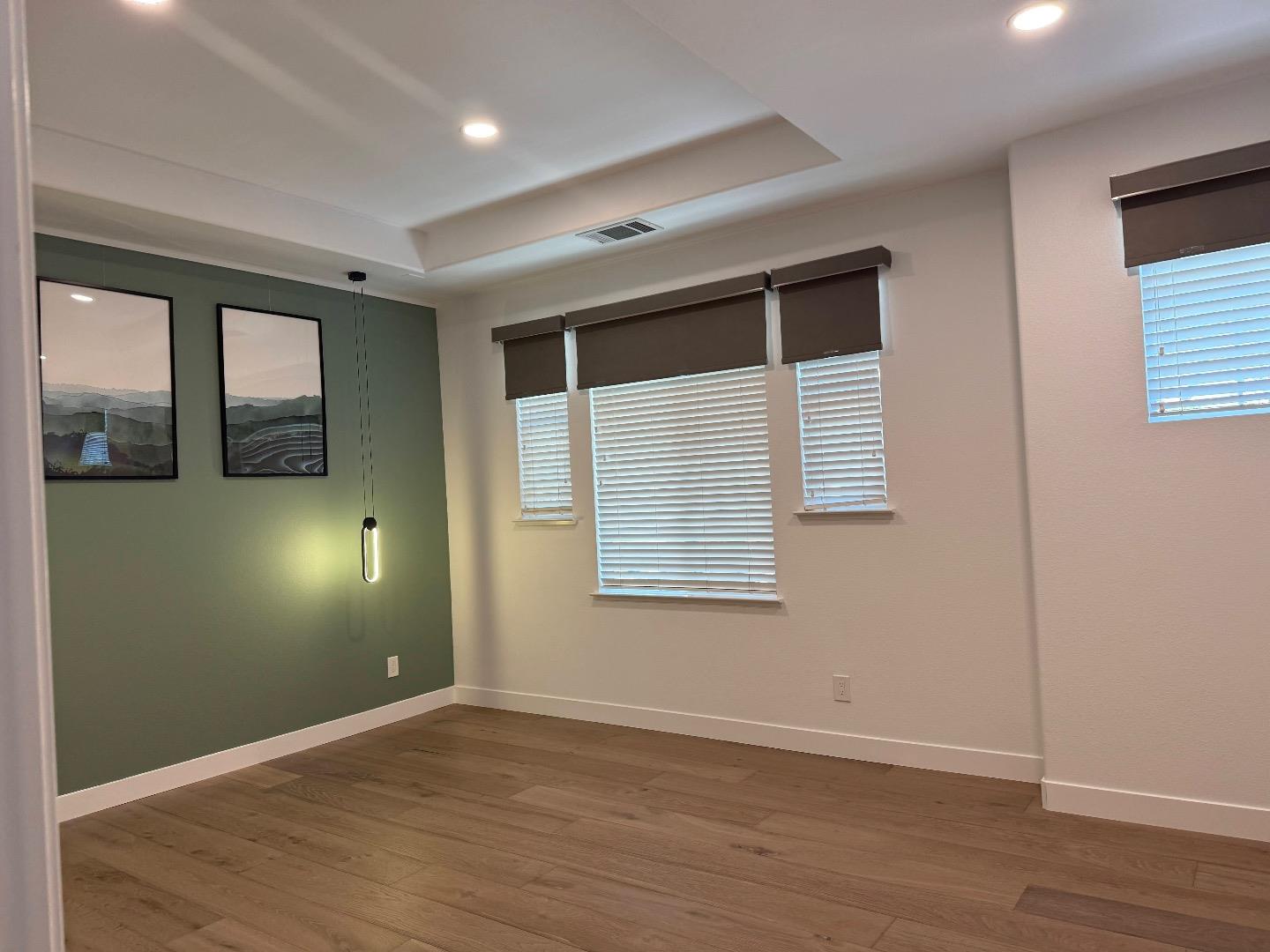 Detail Gallery Image 23 of 44 For 4313 Watson Cir, Santa Clara,  CA 95054 - 3 Beds | 2/1 Baths