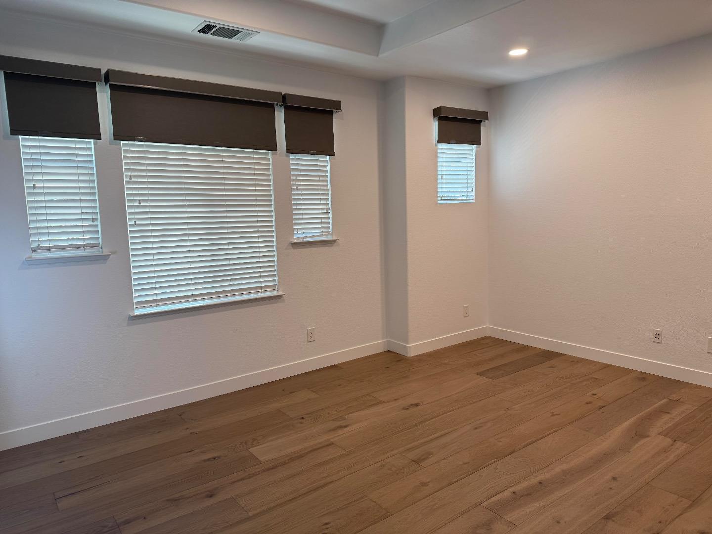 Detail Gallery Image 25 of 44 For 4313 Watson Cir, Santa Clara,  CA 95054 - 3 Beds | 2/1 Baths