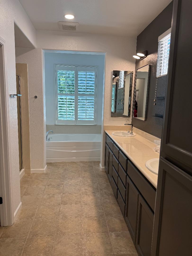 Detail Gallery Image 26 of 44 For 4313 Watson Cir, Santa Clara,  CA 95054 - 3 Beds | 2/1 Baths