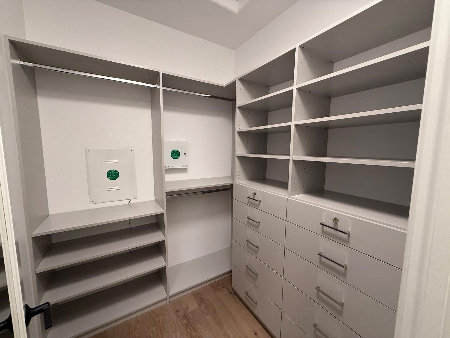 Detail Gallery Image 39 of 44 For 4313 Watson Cir, Santa Clara,  CA 95054 - 3 Beds | 2/1 Baths