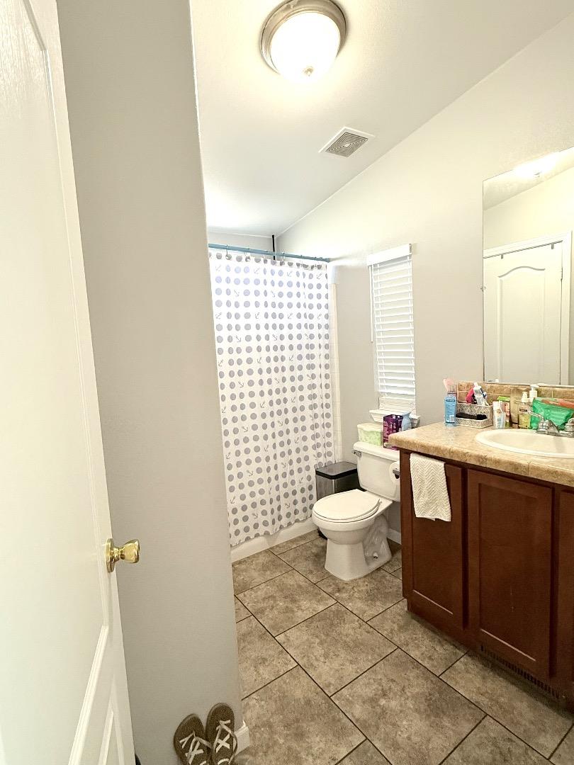 Detail Gallery Image 17 of 21 For 411 Lewis Rd #14,  San Jose,  CA 95111 - 3 Beds | 2 Baths