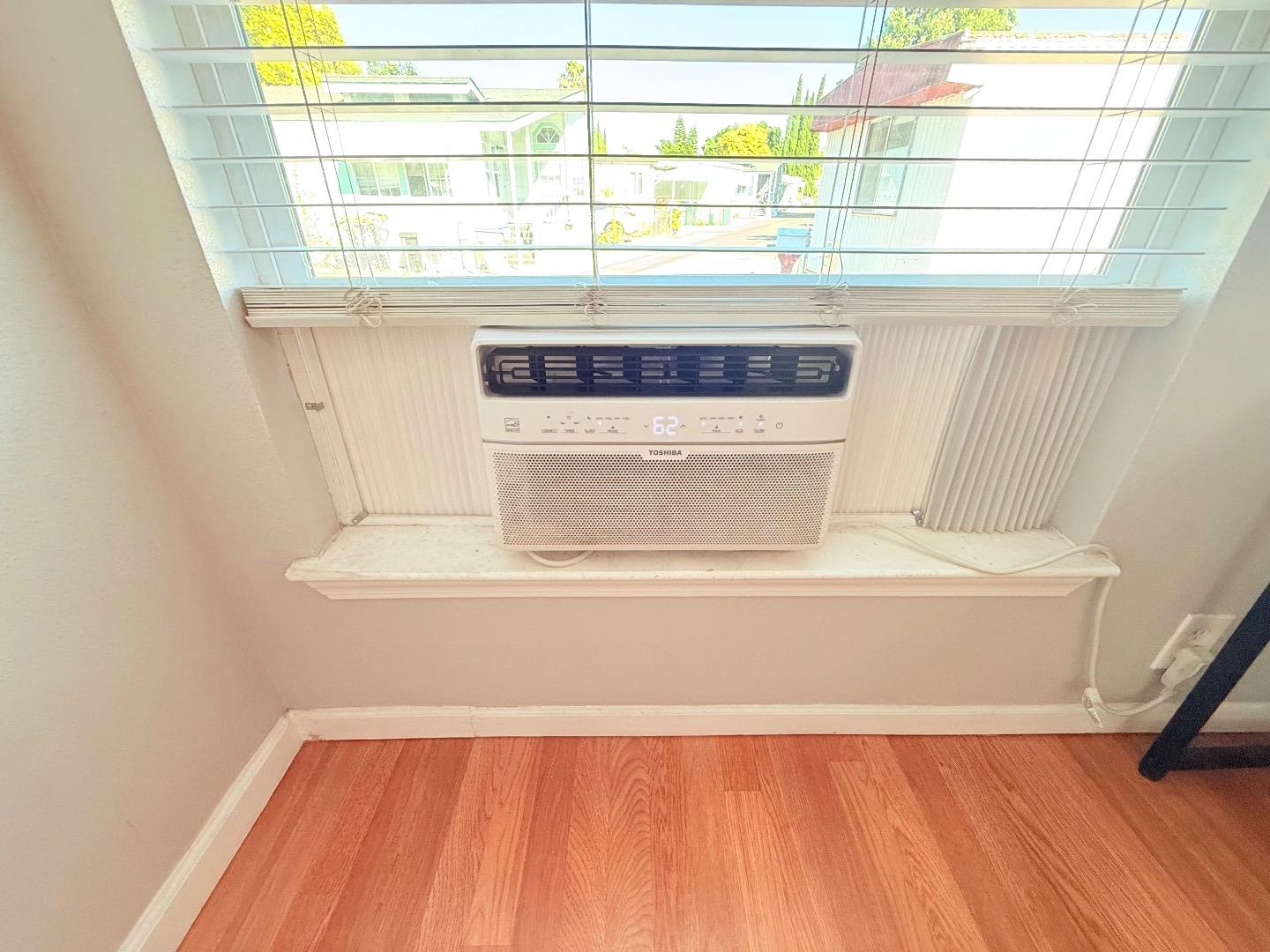 Detail Gallery Image 19 of 21 For 411 Lewis Rd #14,  San Jose,  CA 95111 - 3 Beds | 2 Baths