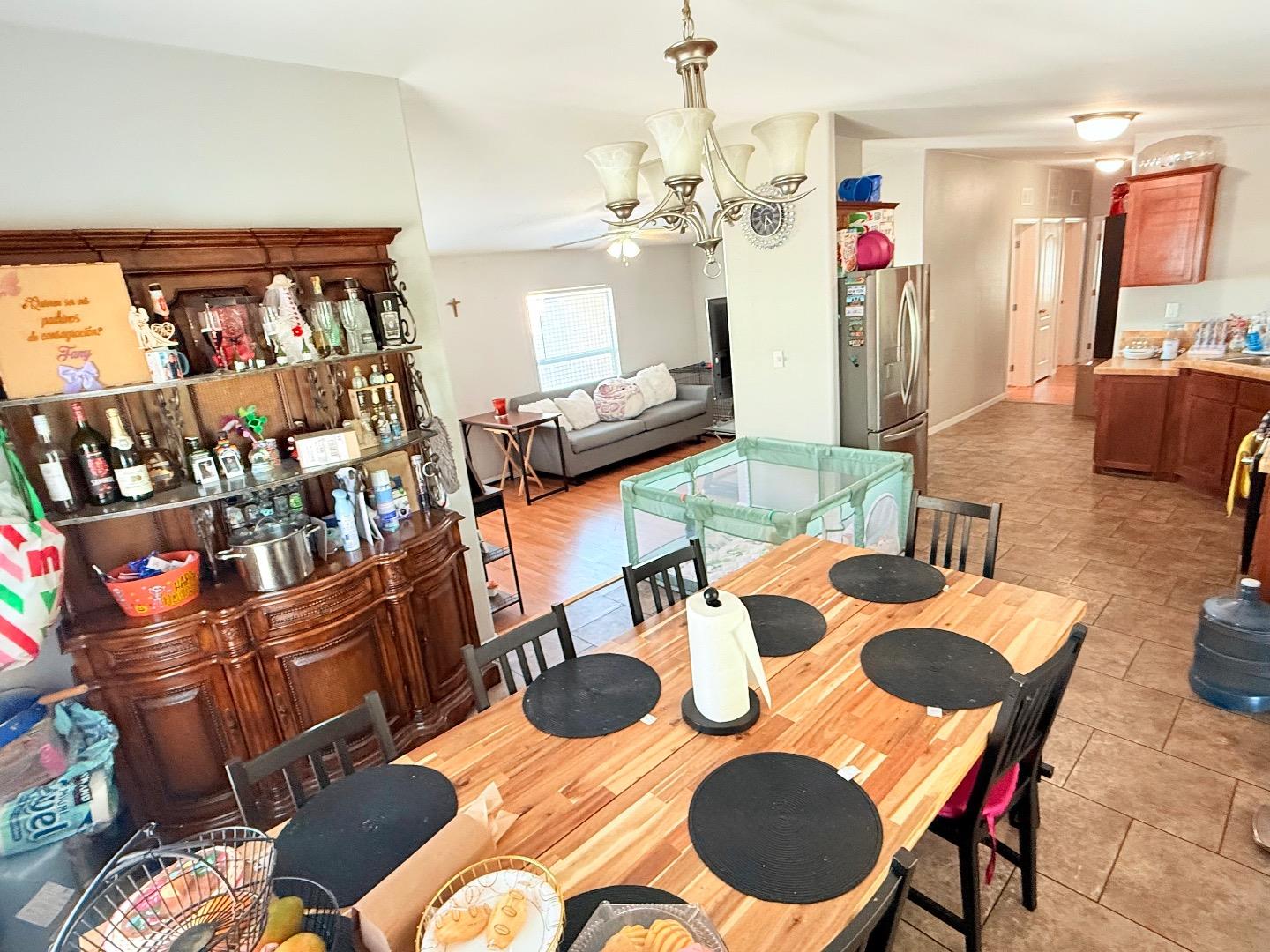 Detail Gallery Image 6 of 21 For 411 Lewis Rd #14,  San Jose,  CA 95111 - 3 Beds | 2 Baths
