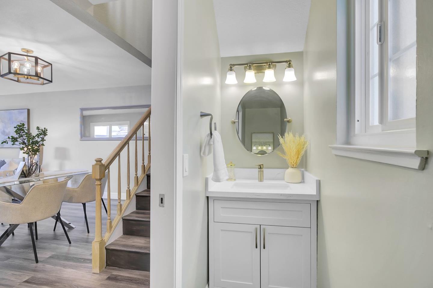 Detail Gallery Image 20 of 39 For 19980 Portal Plz, Cupertino,  CA 95014 - 2 Beds | 2/1 Baths