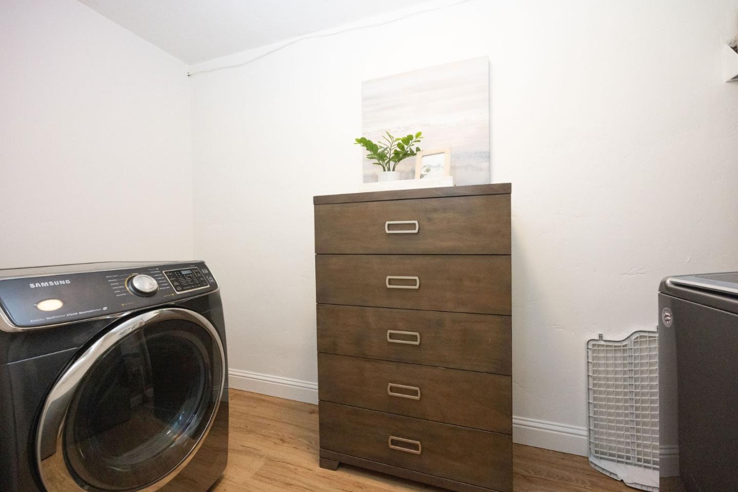 Detail Gallery Image 17 of 31 For 308 6th St, Montara,  CA 94037 - 3 Beds | 1 Baths