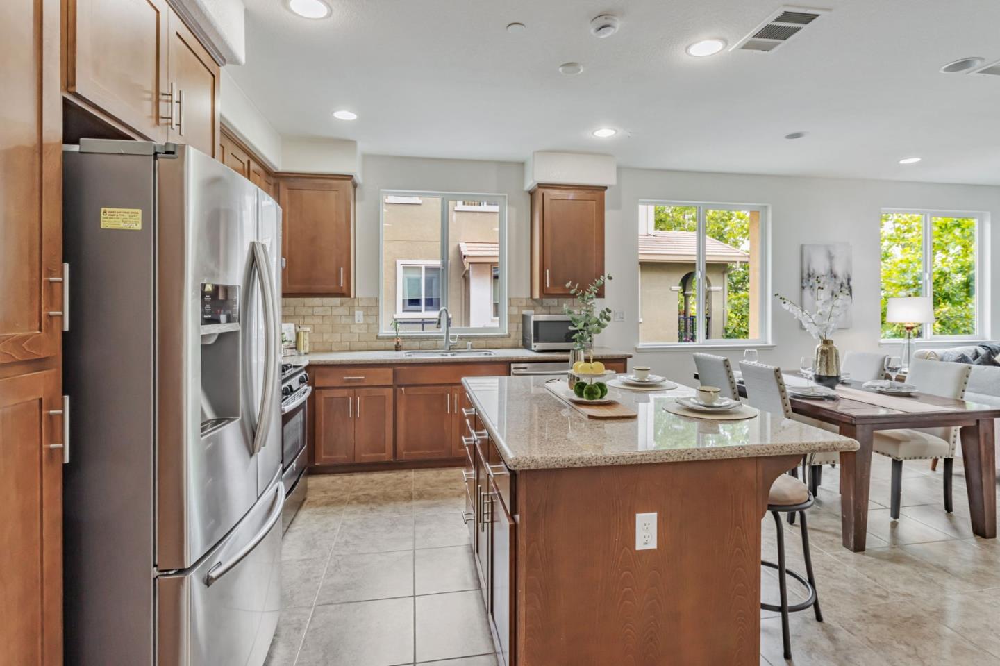 Detail Gallery Image 11 of 39 For 1768 Lee Way, Milpitas,  CA 95035 - 3 Beds | 3 Baths