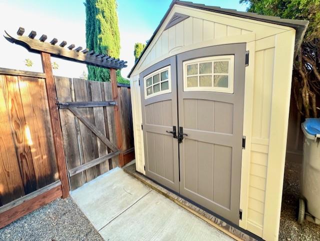 Detail Gallery Image 37 of 51 For 1047 Bret Knoll Ct, San Jose,  CA 95120 - 3 Beds | 2/1 Baths