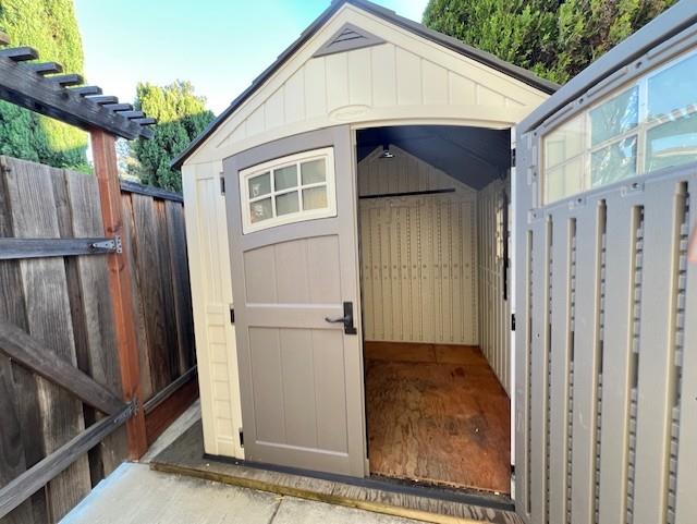 Detail Gallery Image 38 of 51 For 1047 Bret Knoll Ct, San Jose,  CA 95120 - 3 Beds | 2/1 Baths