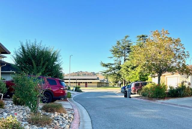 Detail Gallery Image 46 of 51 For 1047 Bret Knoll Ct, San Jose,  CA 95120 - 3 Beds | 2/1 Baths