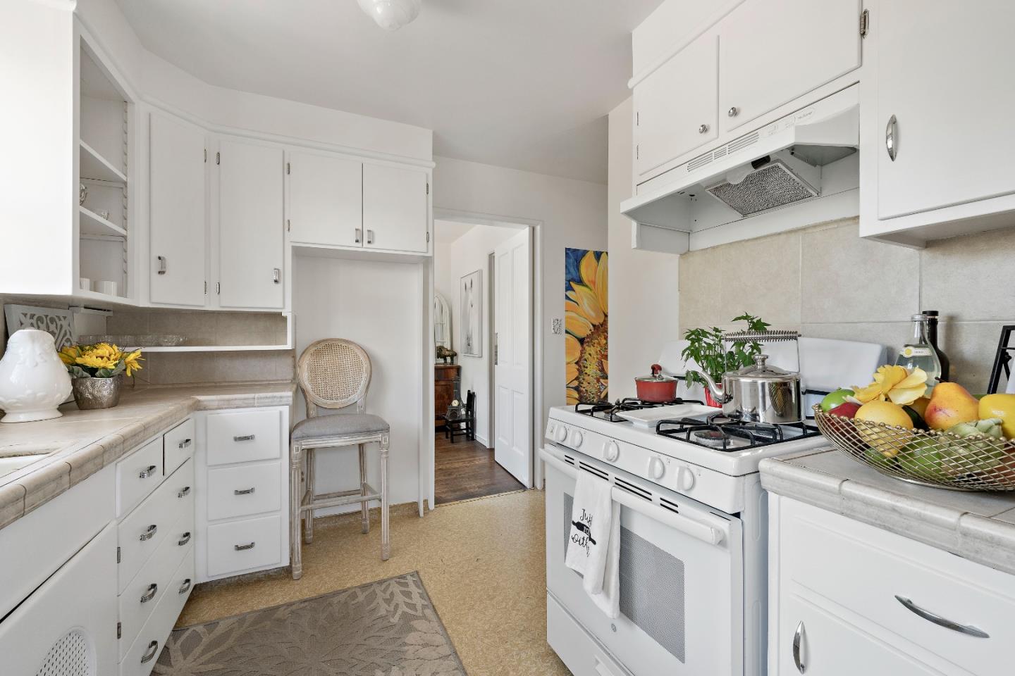 Detail Gallery Image 11 of 19 For 17051 Wild Way, Los Gatos,  CA 95030 - 2 Beds | 1 Baths